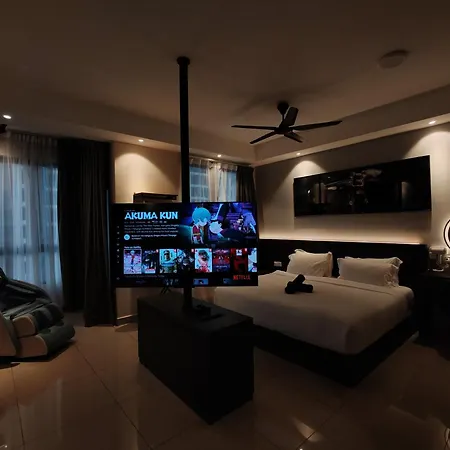 Luxury Couple Suites L Free Netflix L Massage Chair L Bathtub L Wifi 200Mbps L Town Area Bali Residence Malacca Exterior photo