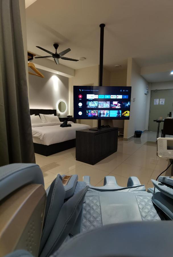 Apartment Luxury Couple L Free Netflix L Massage Chair L Bathtub L Wifi 200mbps L Town Area Bali Malacca