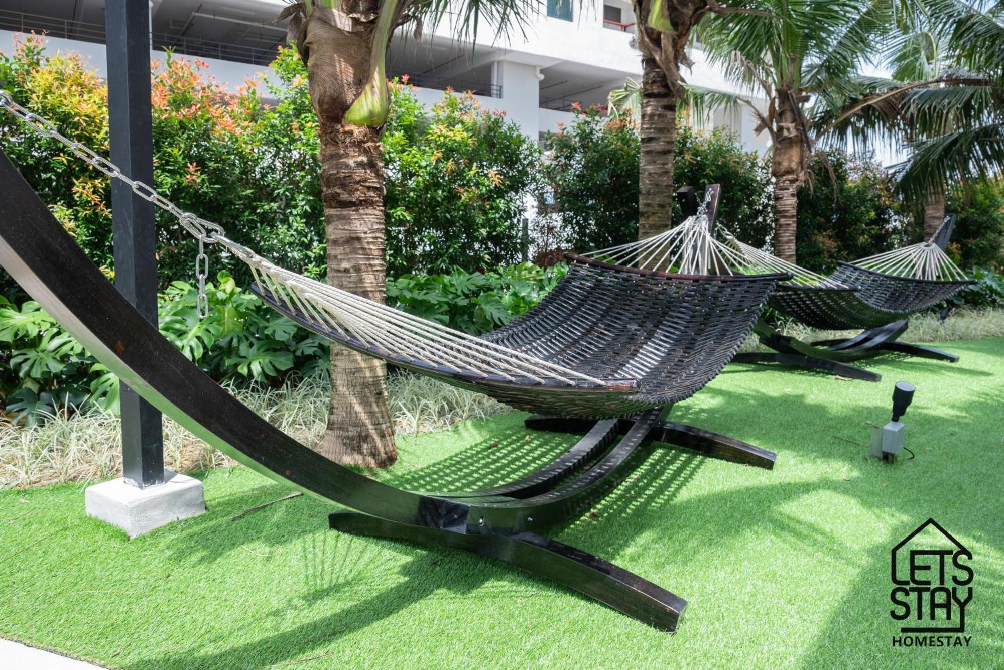 Apartment Luxury Couple L Free Netflix L Massage Chair L Bathtub L Wifi 200mbps L Town Area Bali *