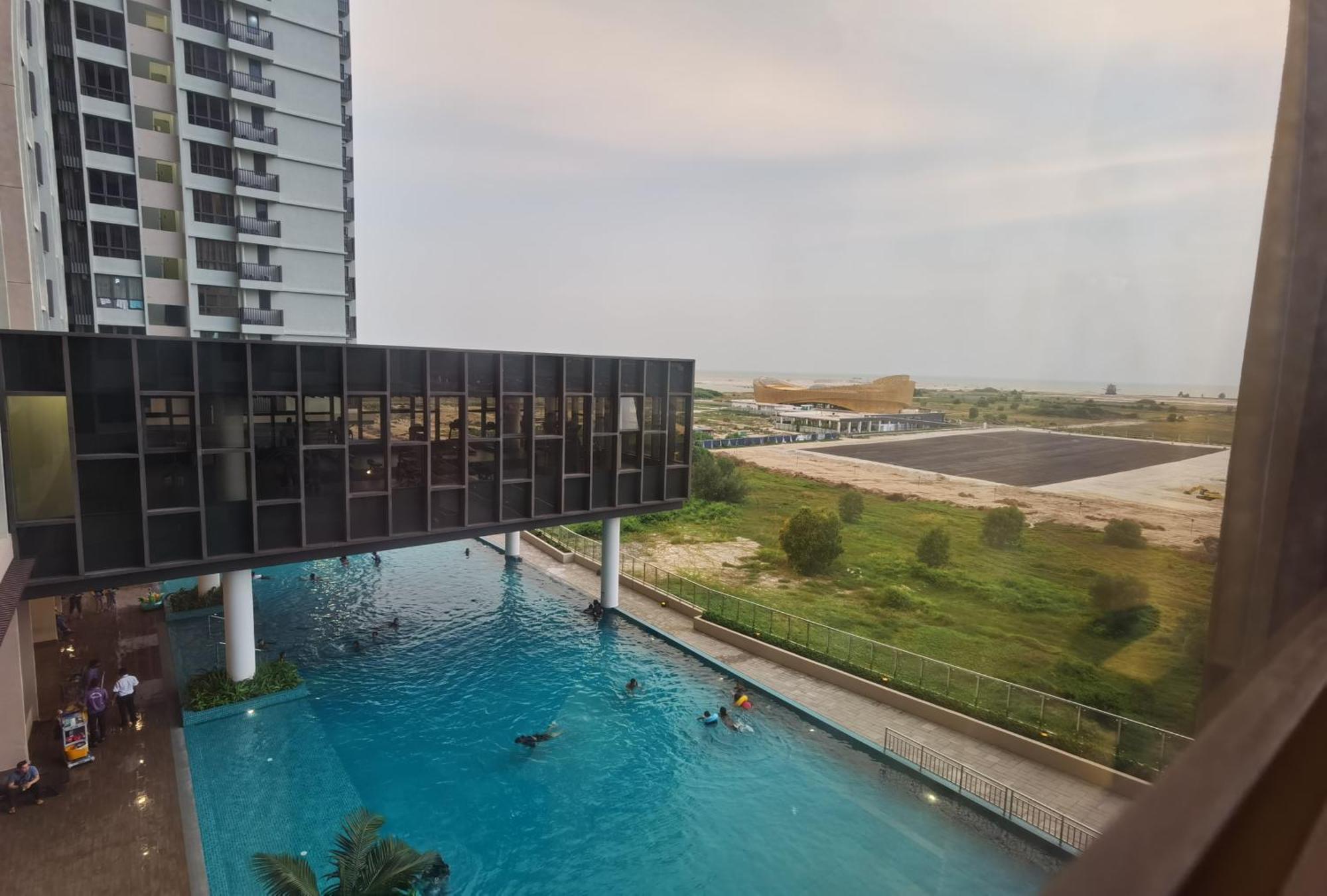Luxury Couple L Free Netflix L Massage Chair L Bathtub L Wifi 200mbps L Town Area Bali * Malacca
